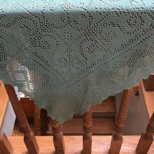 Vintage pale mint green shawl/scarf